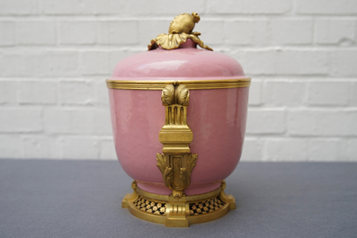 A gilt bronze-mounted monochrome pink bowl and cover, Samson, Paris, 19th C.